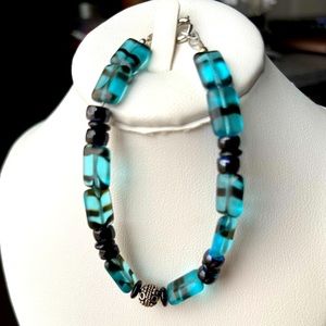 Black & Blue Glass Bead Bracelet